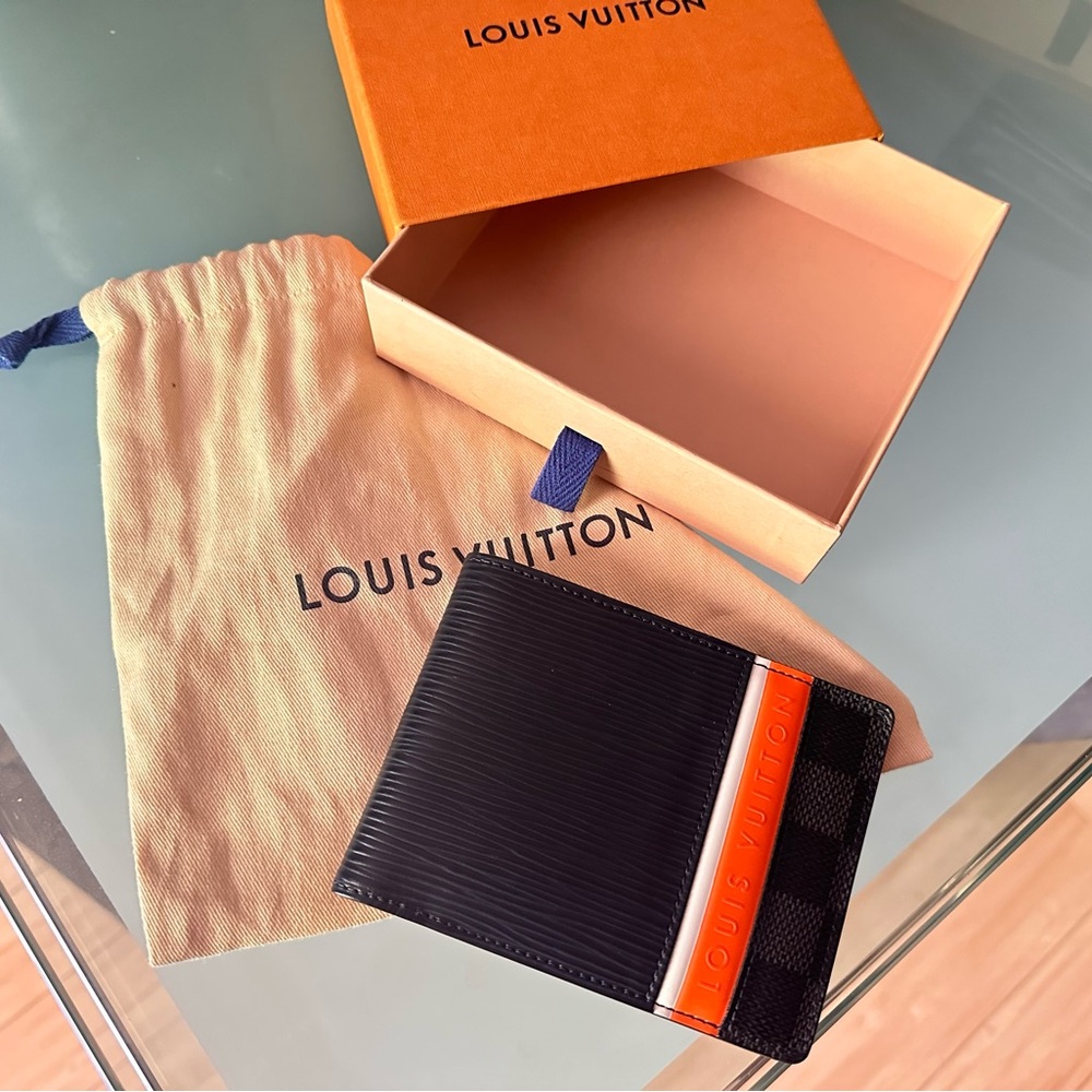 100% Authentic Rare Louis Vuitton Wallet